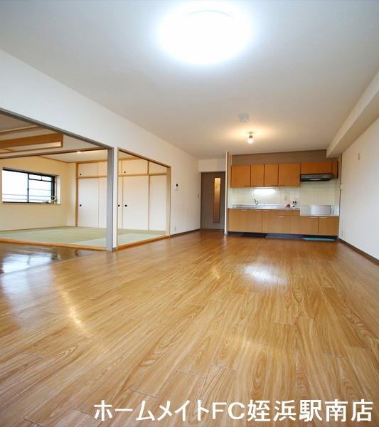 居室・リビング　★72平米越えの3LDKのお部屋に空きが出ました！★参考写真
