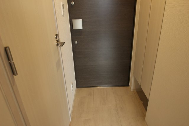 玄関　別室参考写真です。