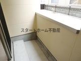 バルコニー　外からの目が気にならないバルコニーで洗濯物が干せます