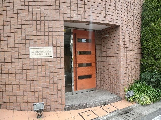 エントランス　★エントランス★