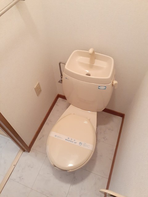トイレ　トイレ