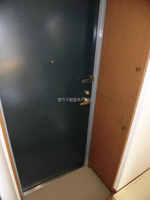 プランドール若宮の玄関写真