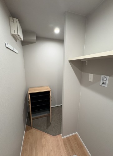 玄関　同施工イメージ画像