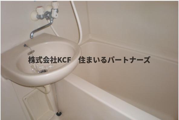 洗面設備　コンパクトで使いやすい洗面所
