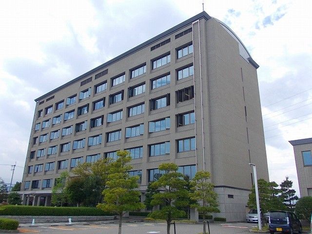 役所　愛媛県東予地方局（役所）まで850m