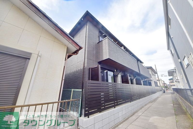 建物外観　エントランス