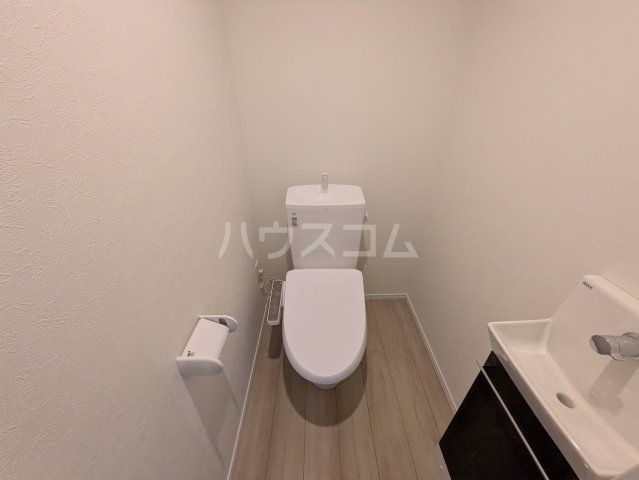 ArtiRoyal K.eastのトイレ写真