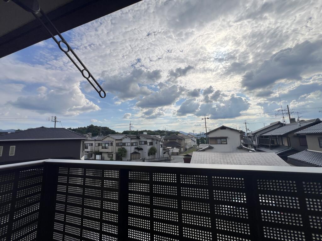 庭　明るいバルコニーです！