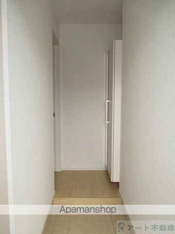 伊予鉄道横河原線 愛大医学部南口駅 徒歩7分 2階建 築8年の玄関写真