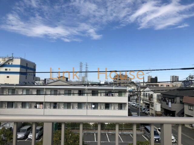 都営新宿線 船堀駅 徒歩13分 3階建 築18年の内装写真