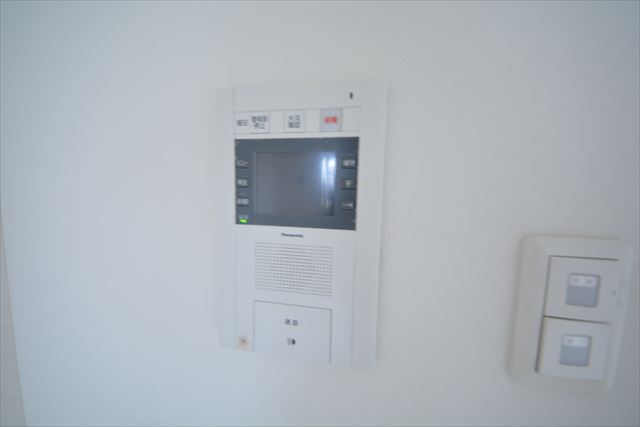 セキュリティ　プレサンス上町台東平　TVモニター付きインターホン