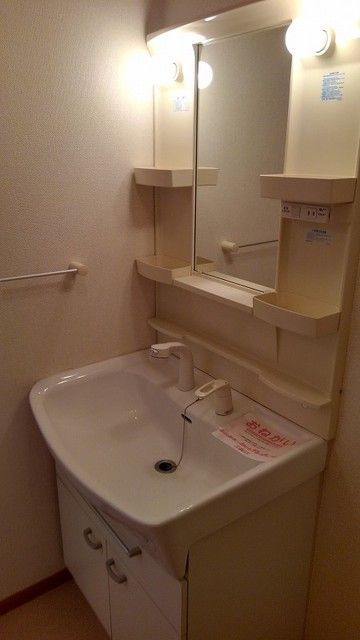 ブリリアント 白子の内装写真