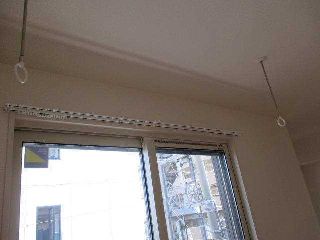 その他設備　室内物干し