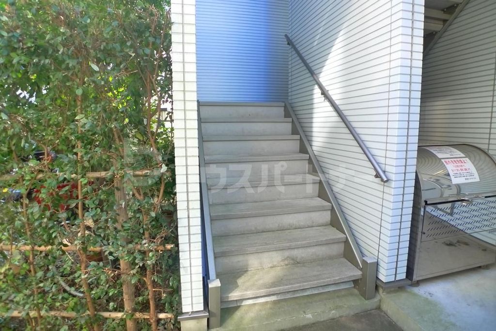 ＪＲ常磐線 北小金駅 徒歩3分 2階建 築19年の外観写真