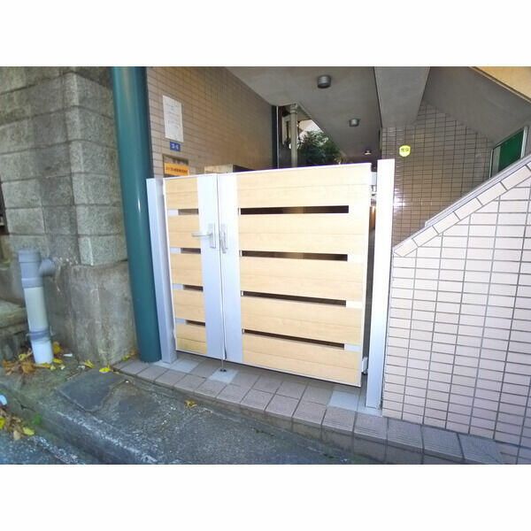 TAKANOビルの外観写真