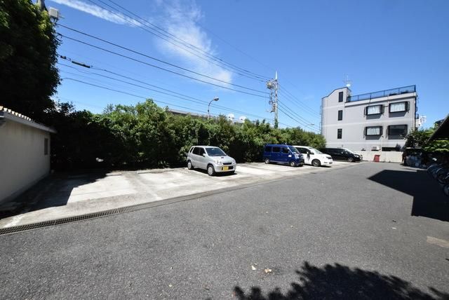 駐車場　♪敷地内駐車場♪