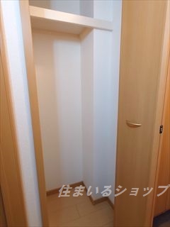 【安芸高田市吉田町吉田のアパートの収納】