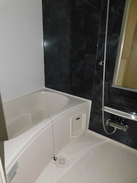 バス・シャワールーム　浴室乾燥機