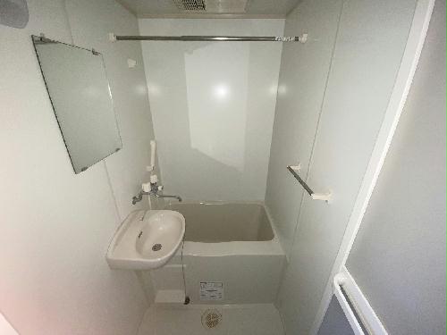 バス・シャワールーム　浴室乾燥機付き