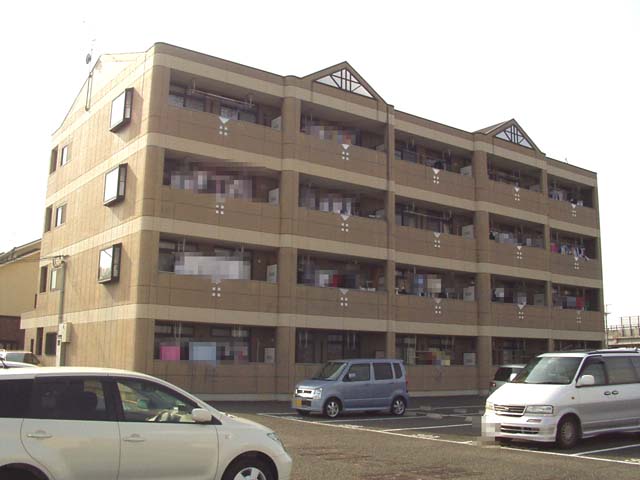 京田辺市興戸八木屋のマンションの建物外観