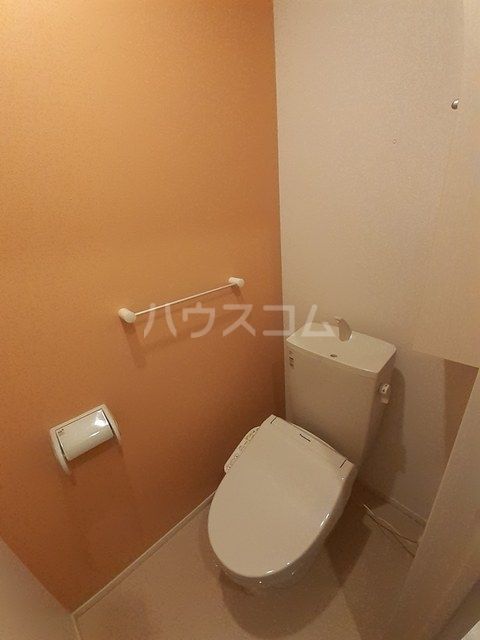 【高崎市吉井町吉井川のアパートのトイレ】