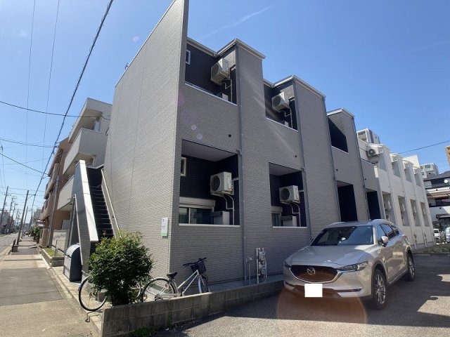 名古屋市中村区西米野町のアパートの建物外観