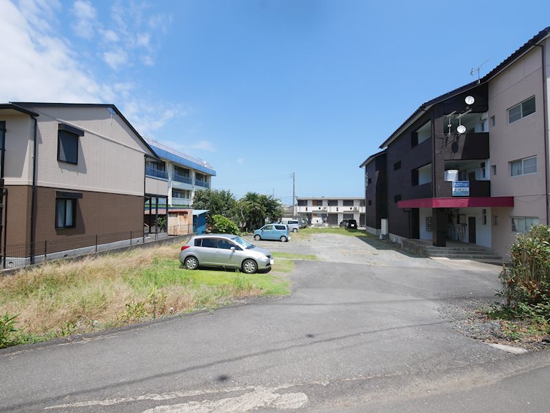 【たちばなマンションの駐車場】