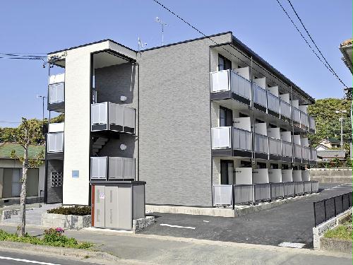 レオパレス殿田の建物外観