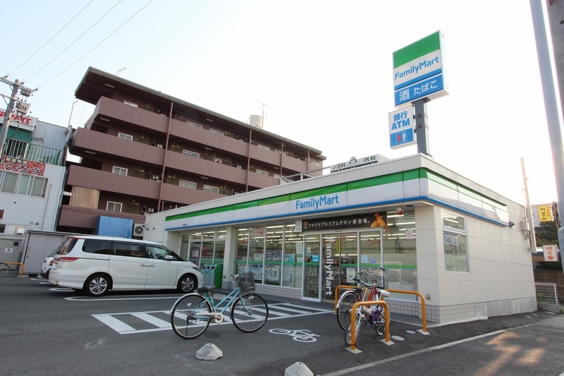 コンビニ　ファミリーマート中村並木店（コンビニ）まで379m