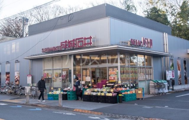 【世田谷区上野毛のマンションのスーパー】