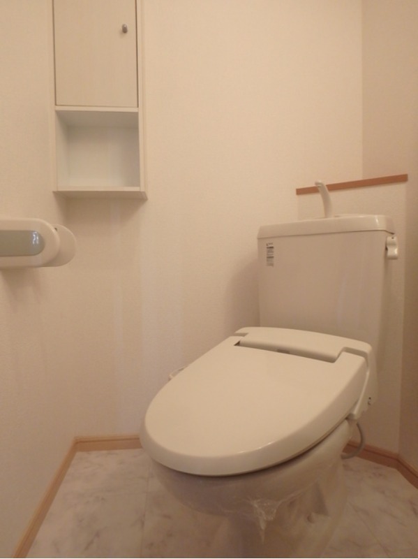 トイレ　図面と現状に相違がある場合には現状を優先