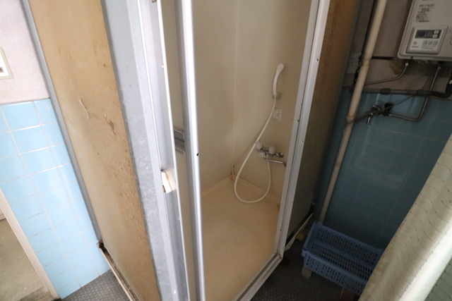 バス・シャワールーム　シャワールーム（共有）