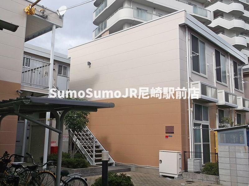 建物外観　落ち着いた雰囲気の外観です