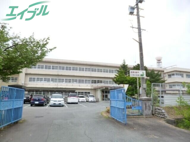 中学校　松阪市立久保中学校（中学校）まで1906m