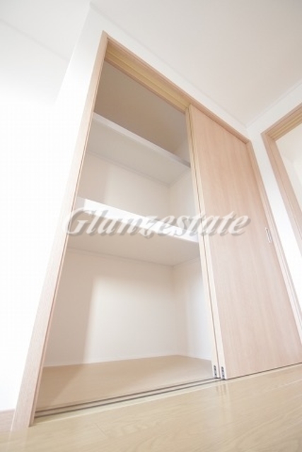 収納　☆幅、奥行のある収納☆