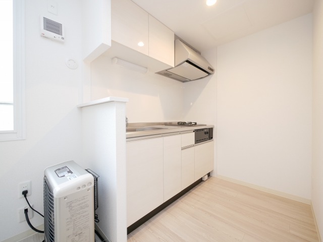 キッチン　人気のシステムキッチンタイプです♪