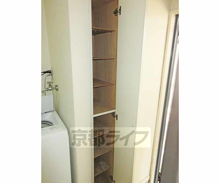 収納　シューズボックス・・