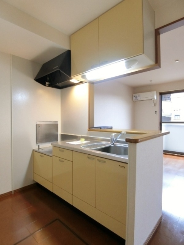 キッチン　図面と現状に相違がある場合には現状を優先