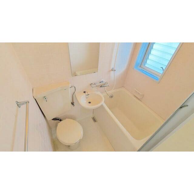 バス・シャワールーム　他の部屋の写真です。