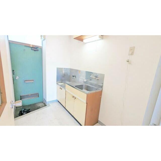 キッチン　他の部屋の写真です。