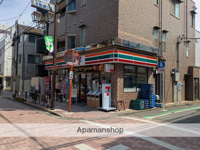 コンビニ　セブンイレブン（コンビニ）まで466m
