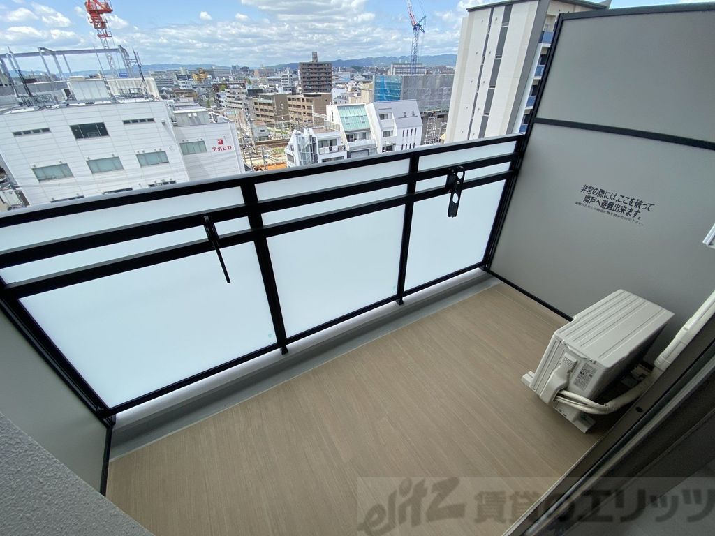 バルコニー　バルコニー