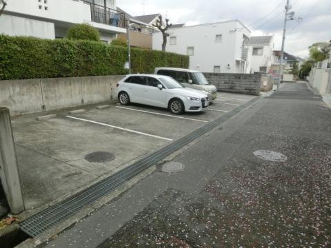 　その他共有部分　駐車場