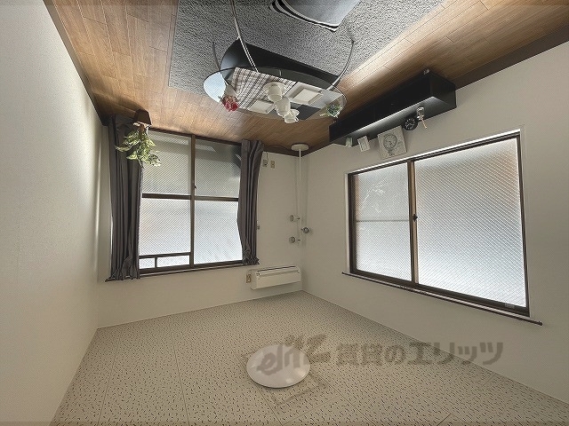 居室・リビング　洋室