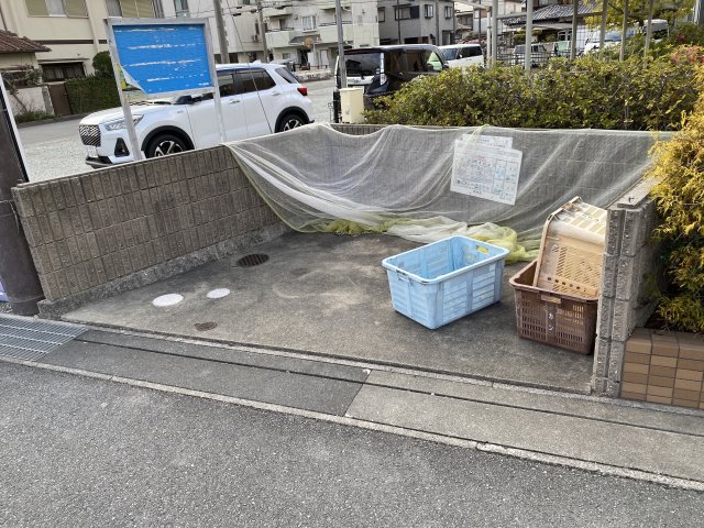 その他　ゴミ捨て場（その他）まで30m