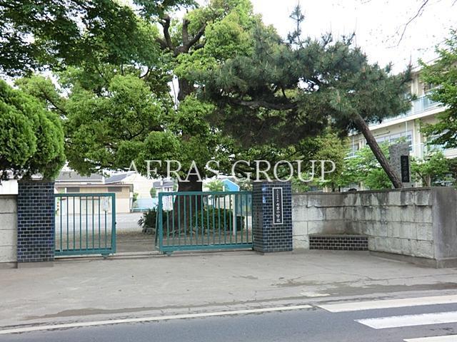 小学校　さいたま市立七里小学校（小学校）まで605m