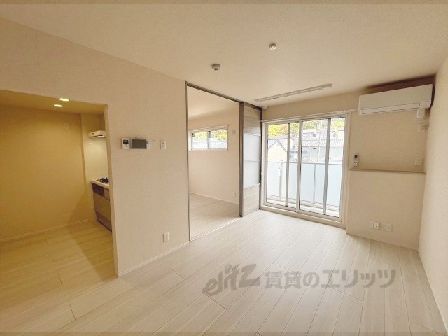 居室・リビング　洋室