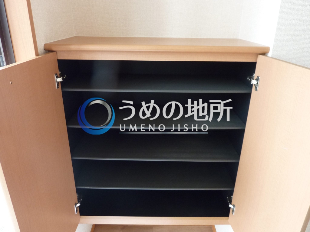 その他設備　靴箱