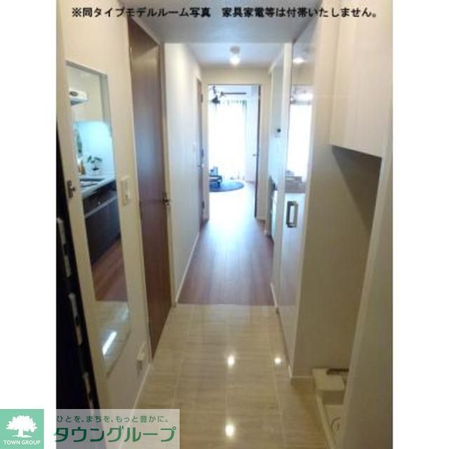 玄関　※写真は同タイプ住戸です。