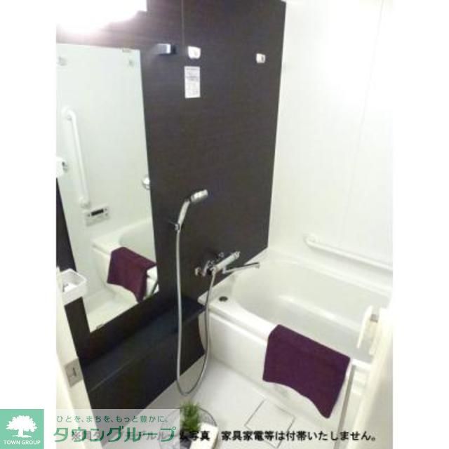 バス・シャワールーム　※写真は同タイプ住戸です。